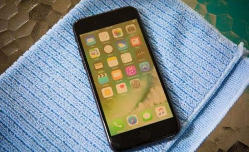 Lỗi màn hình iPhone 6 bị vàng xung quanh 1 Ảnh chụp màn hình iPhone 6 bị vàng