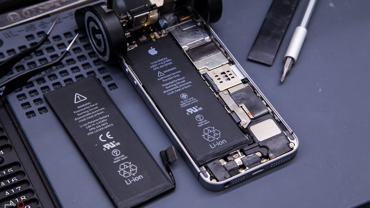 Muốn Thay Pin iPhone 6, 6 Plus FPT Nên Đọc