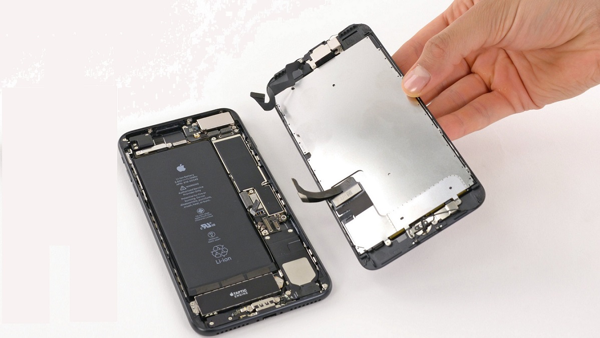 Lầm tưởng thay màn hình iPhone 7 Plus chính hãng