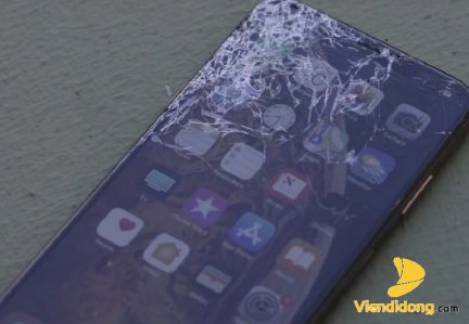 Xử Lý Màn Hình iPhone XS Max Bị Vỡ 1 Màn Hình iPhone XS Max Bị Vỡ