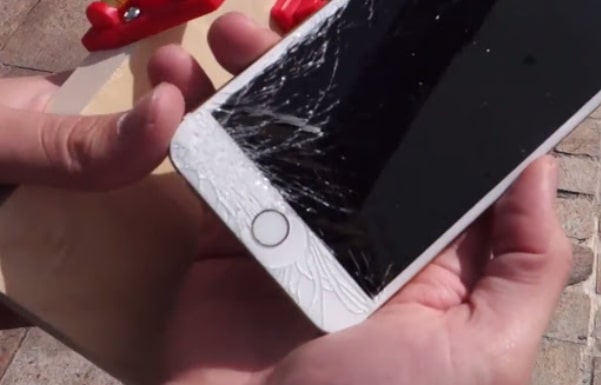 Xử lý màn hình iPhone 6S bị vỡ