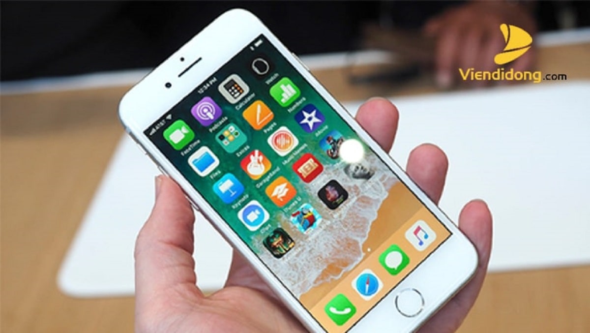 Xử Lý Màn Hình iPhone 8 Bị Vỡ