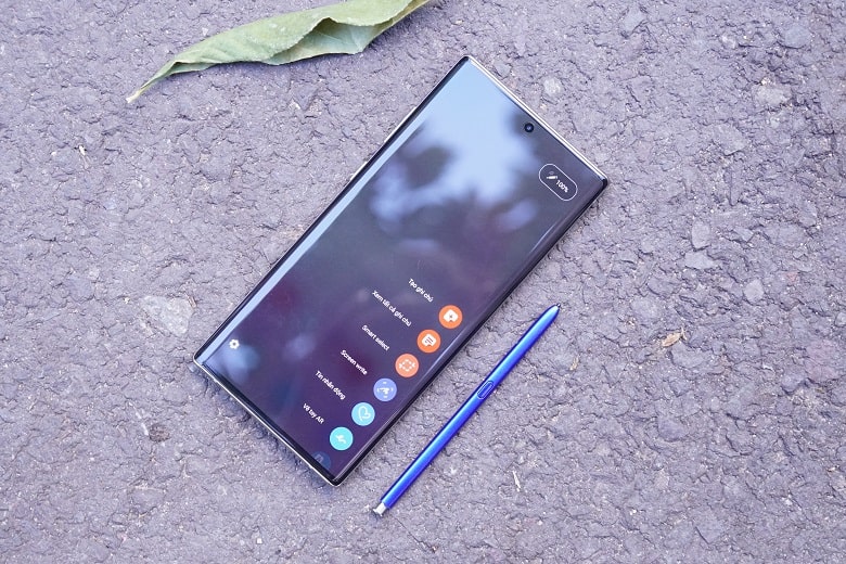 galaxy-note-10-plus-but-spen-viendidong