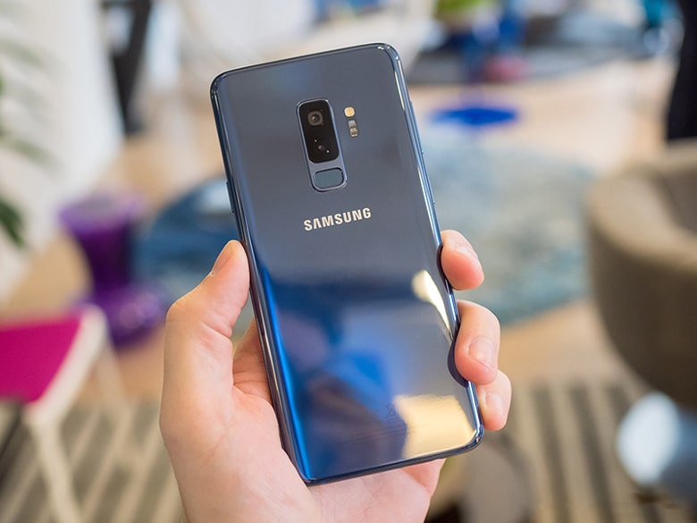 thiet-ke-samsung-galaxy-s9-plus-viendidong