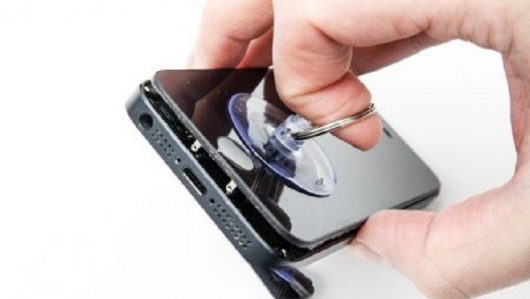 Nơi thay màn hình iPhone 5S giá rẻ zin chính hãng 1