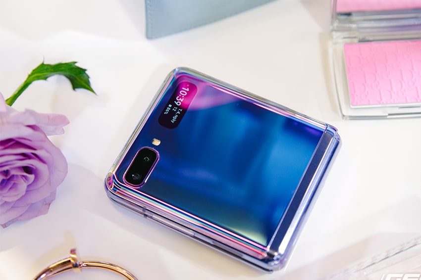 Galaxy Z Flip được mệnh danh là món đồ trang sức quan trọng trong thời đại 4.0