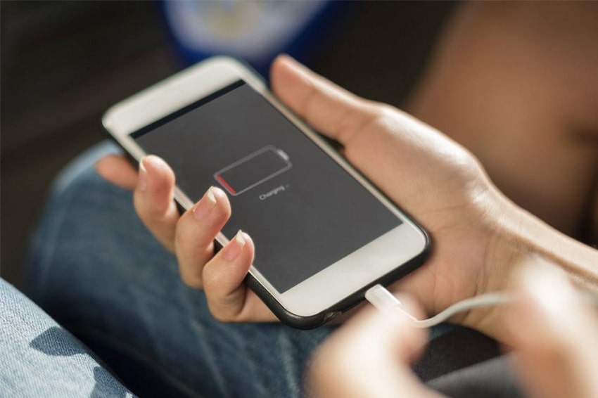 Nên làm gì khi iPhone/ iPad bị tắt nguồn liên tục? Đây là cách khắc phục 2 Nên làm gì khi iPhone/ iPad bị tắt nguồn liên tục? Đây là cách khắc phục