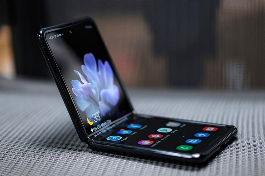 Samsung Galaxy Z Flip (8GB|256GB) (CTY)