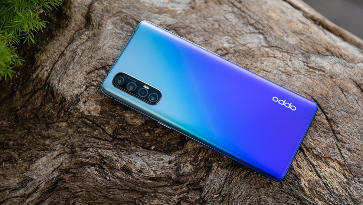 OPPO RENO 3 PRO lộ diện với camera selfie kép 44MP, sạc siêu nhanh VOOC