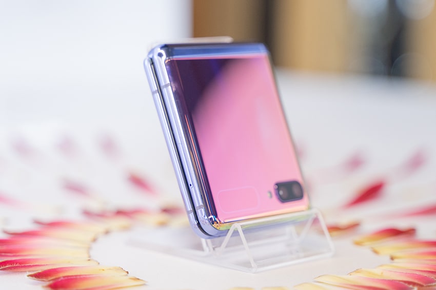 Galaxy Z FLip “cháy”hàng chỉ sau hơn 9 phút đầu tiên ở Trung Quốc