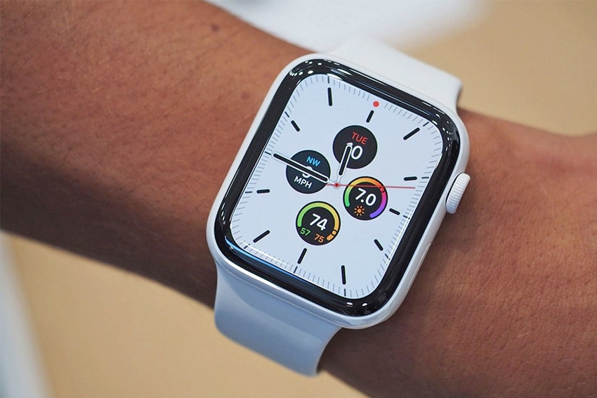 Theo nhiều nguồn tin được hé lộ thì thế hệ Apple Watch Series 6 sắp được Apple ra mắt được cho là sẽ tiếp tục nhắm vào các khả năng theo dõi tình hình sức khỏe của người dùng. Đặc biệt, ở phiên bản mới này, chiếc đồng hồ "nhà Táo" sẽ sở hữu một tính năng mới vô cùng lạ lẫm