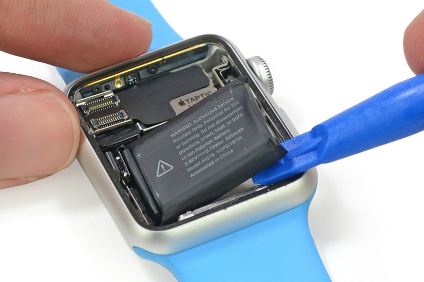 Thay pin Apple Watch 1 Thay pin Apple Watch