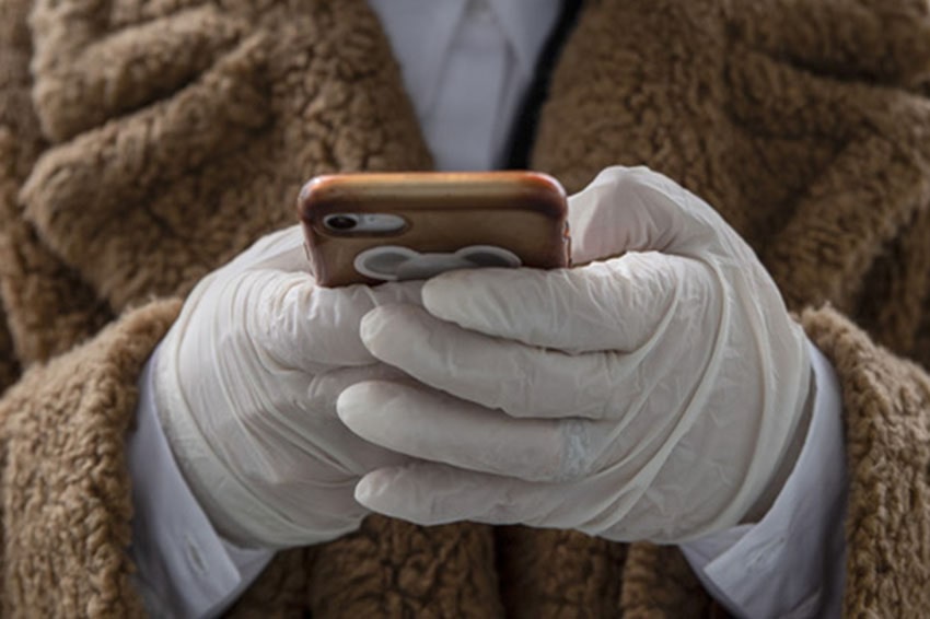 Smartphone dùng cảm biến vân tay không có cách nào “phát hiện" người dùng đang đeo găng tay