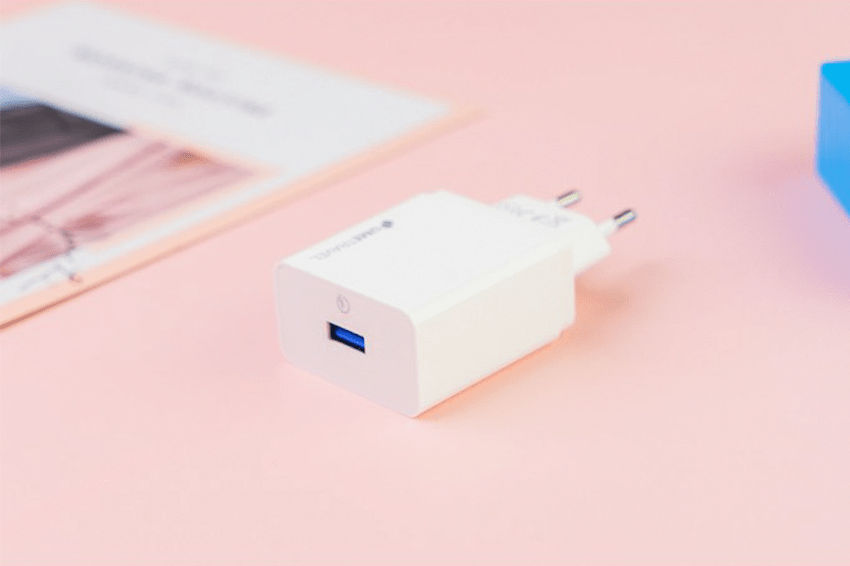 Adapter sạc USB 18W Umetravel A3