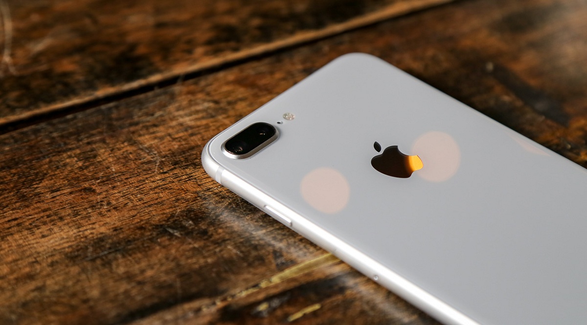 Có nên mua iPhone 8 Plus cũ trong năm 2020?